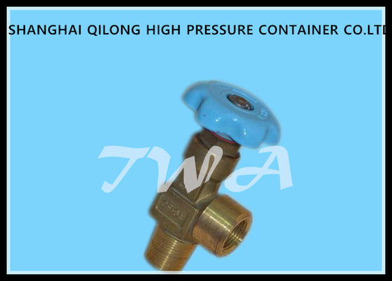 China As válvulas de bronze do cilindro de oxigênio, válvulas de diminuição QF-6 da pressão, QF-6A, GB8335 PZ27.8, conectaram pela linha GB8335 PZ27.8 fornecedor